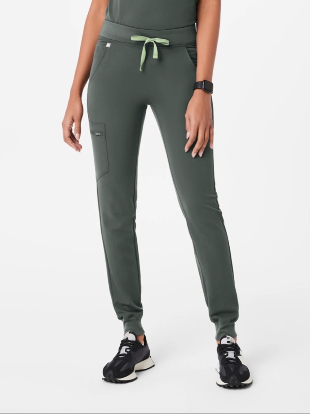 FIGS Bonsai Rafaela Oversized Scrub Top Small Zamora Jogger Scrub Pants Medium - Picture 2 of 3
